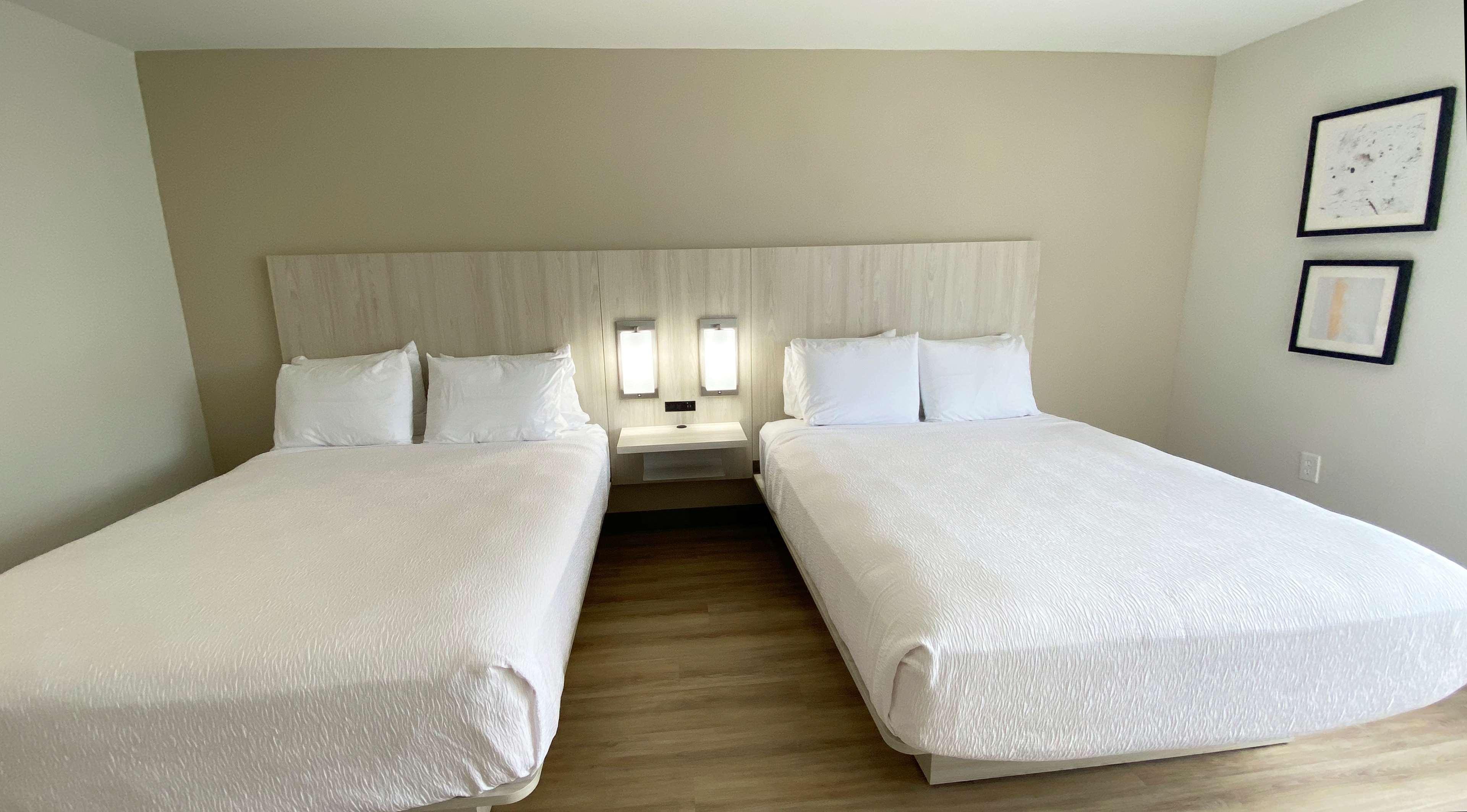 Best Western Plus Sugar Land-Stafford Exterior photo