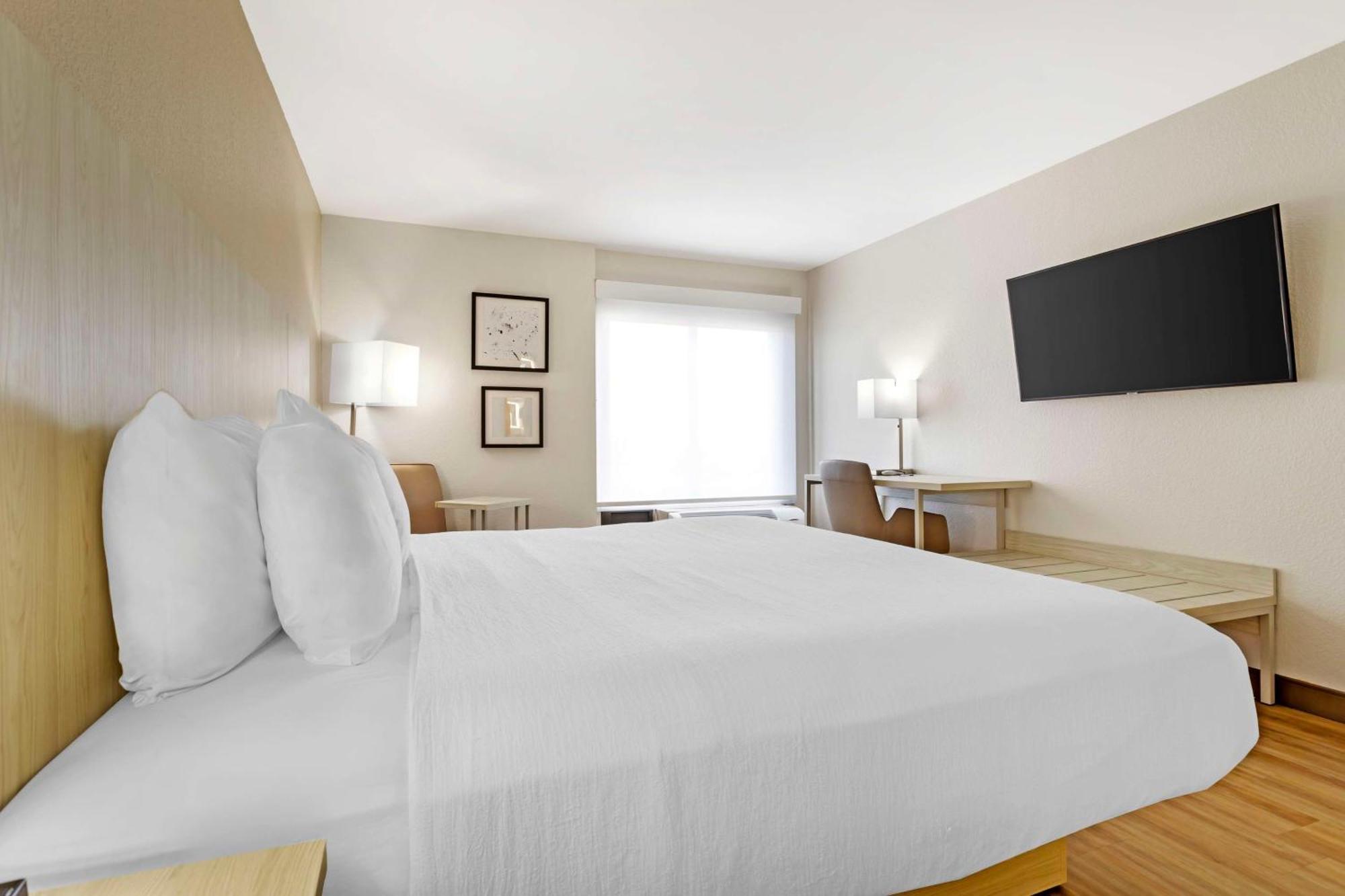 Best Western Plus Sugar Land-Stafford Exterior photo